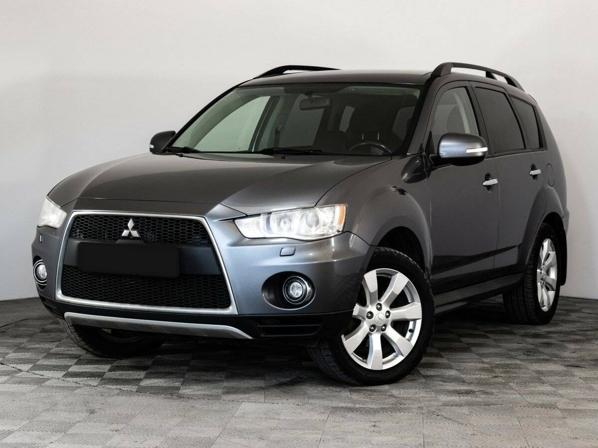 Купить Mitsubishi Outlander с пробегом. Посмотреть фото