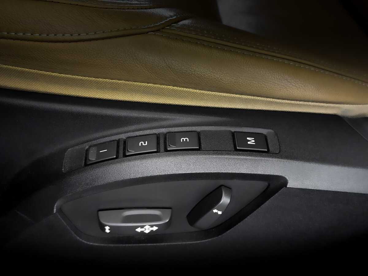 Купить Volvo V40 с пробегом. Фото: #20