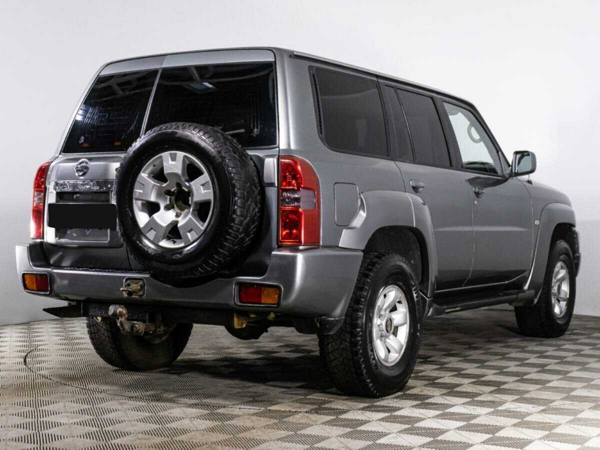 Купить Nissan Patrol с пробегом. Фото: #3
