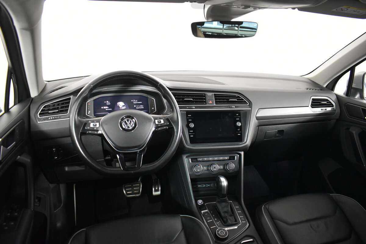 Купить Volkswagen Tiguan с пробегом. Фото: #7