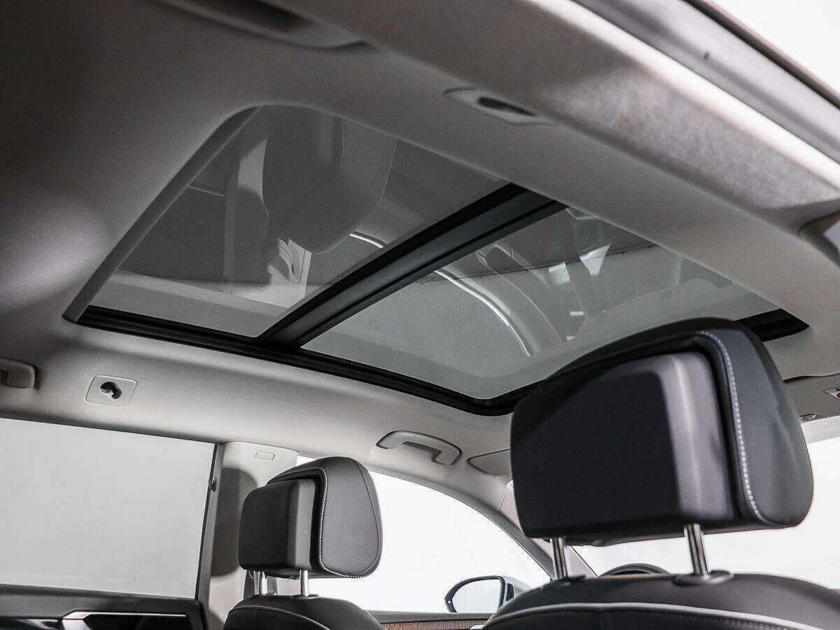 Купить Volkswagen Arteon с пробегом. Фото: #15