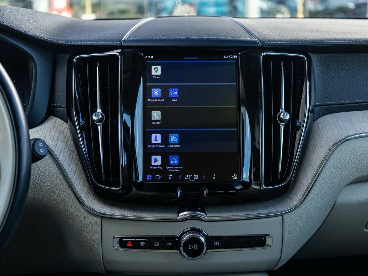Купить Volvo XC60 с пробегом. Фото: #23
