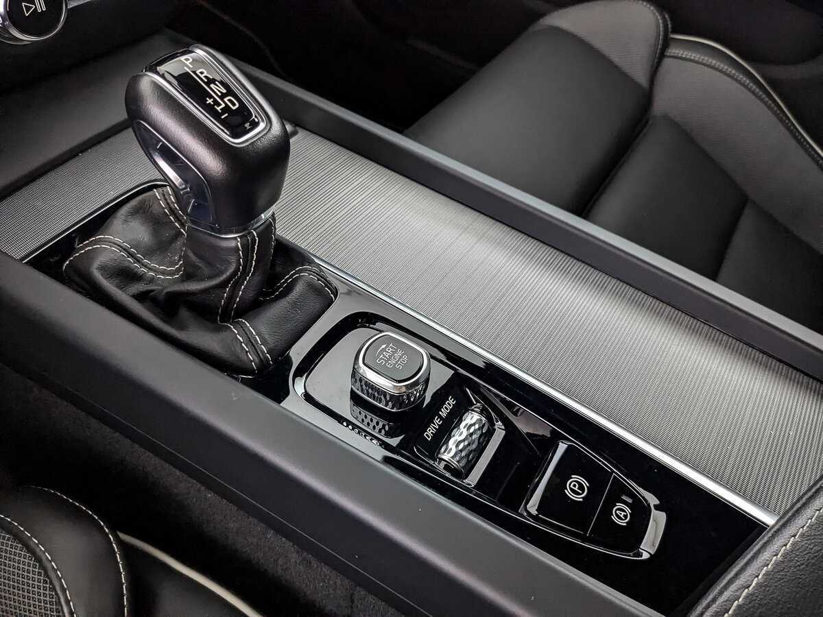 Купить Volvo S60 с пробегом. Фото: #21