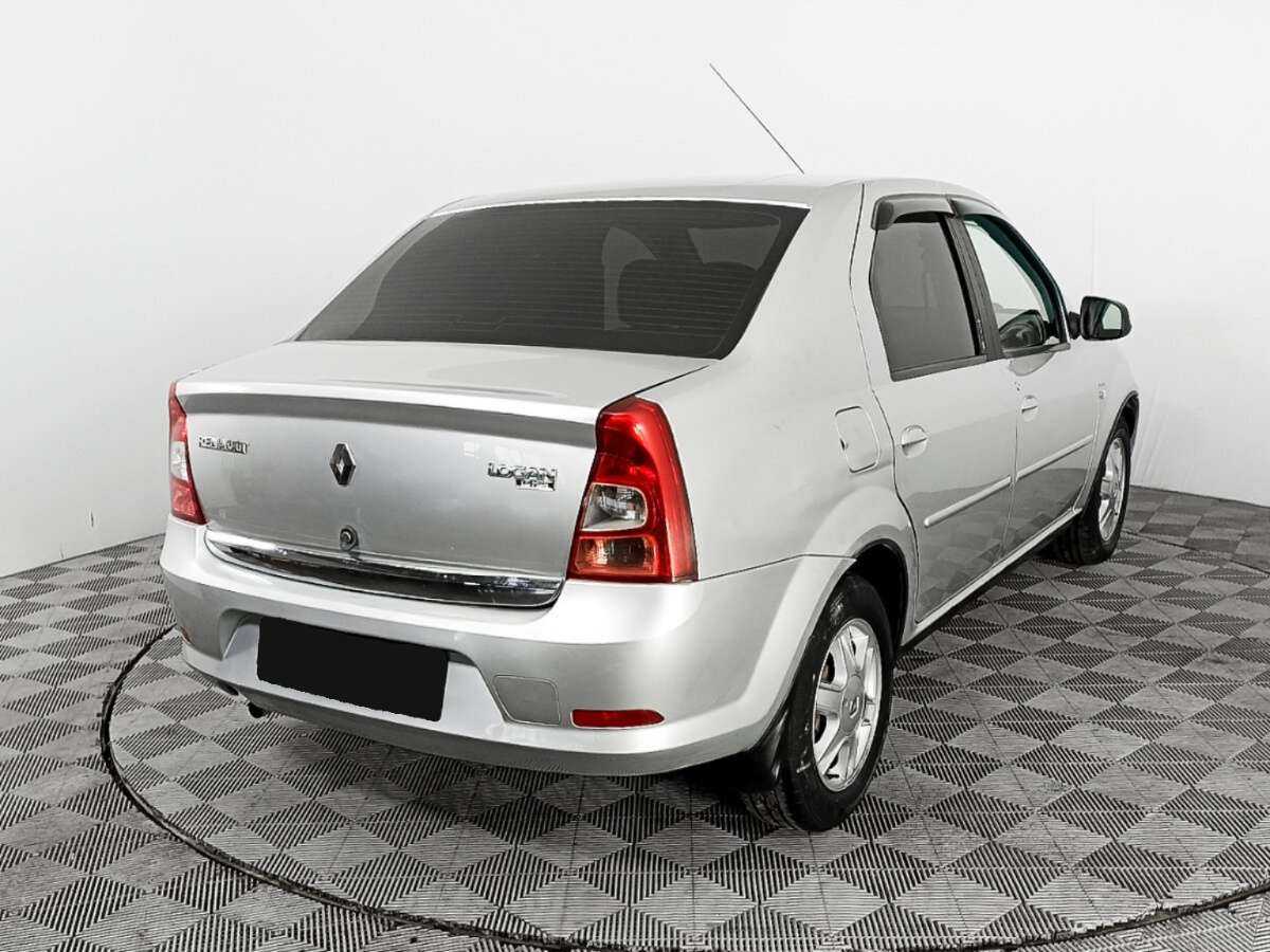 Купить Renault Logan с пробегом. Фото: #4