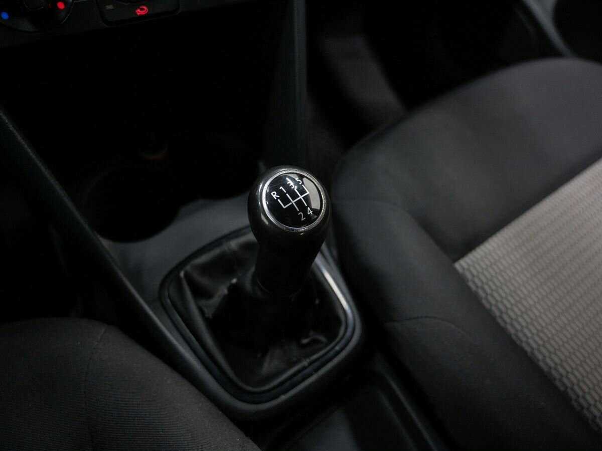 Купить Volkswagen Polo с пробегом. Фото: #14