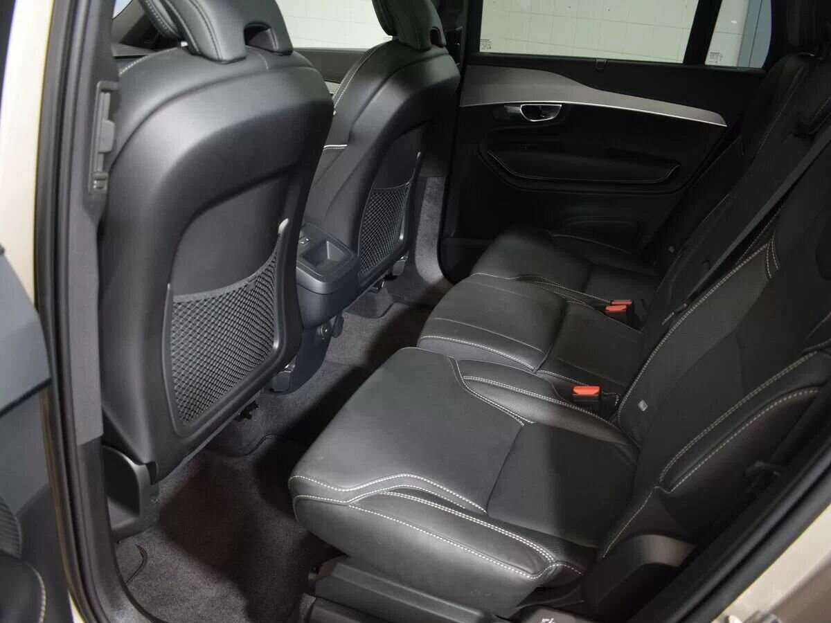 Купить Volvo XC90 с пробегом. Фото: #7