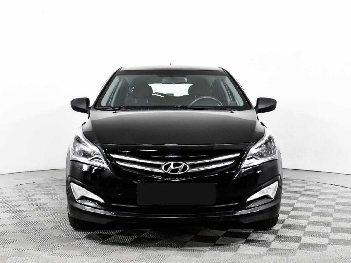 Купить Hyundai Solaris с пробегом. Фото: #1