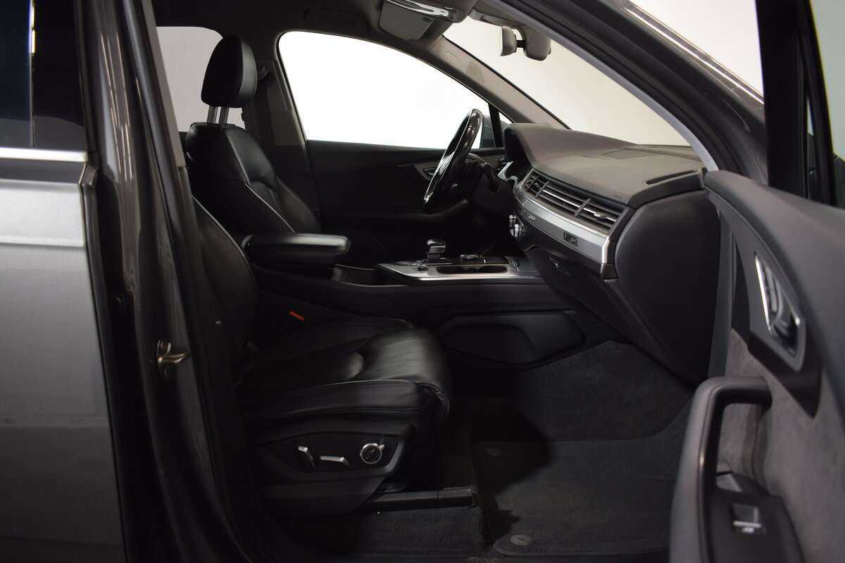 Купить Audi Q7 с пробегом. Фото: #12