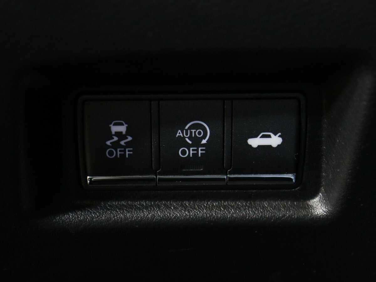 Купить Infiniti Q50 с пробегом. Фото: #17