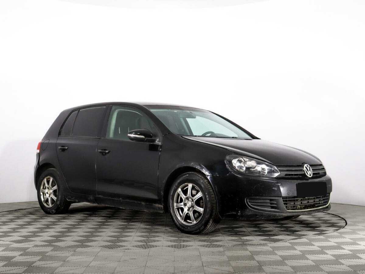 Купить Volkswagen Golf с пробегом. Фото: #2