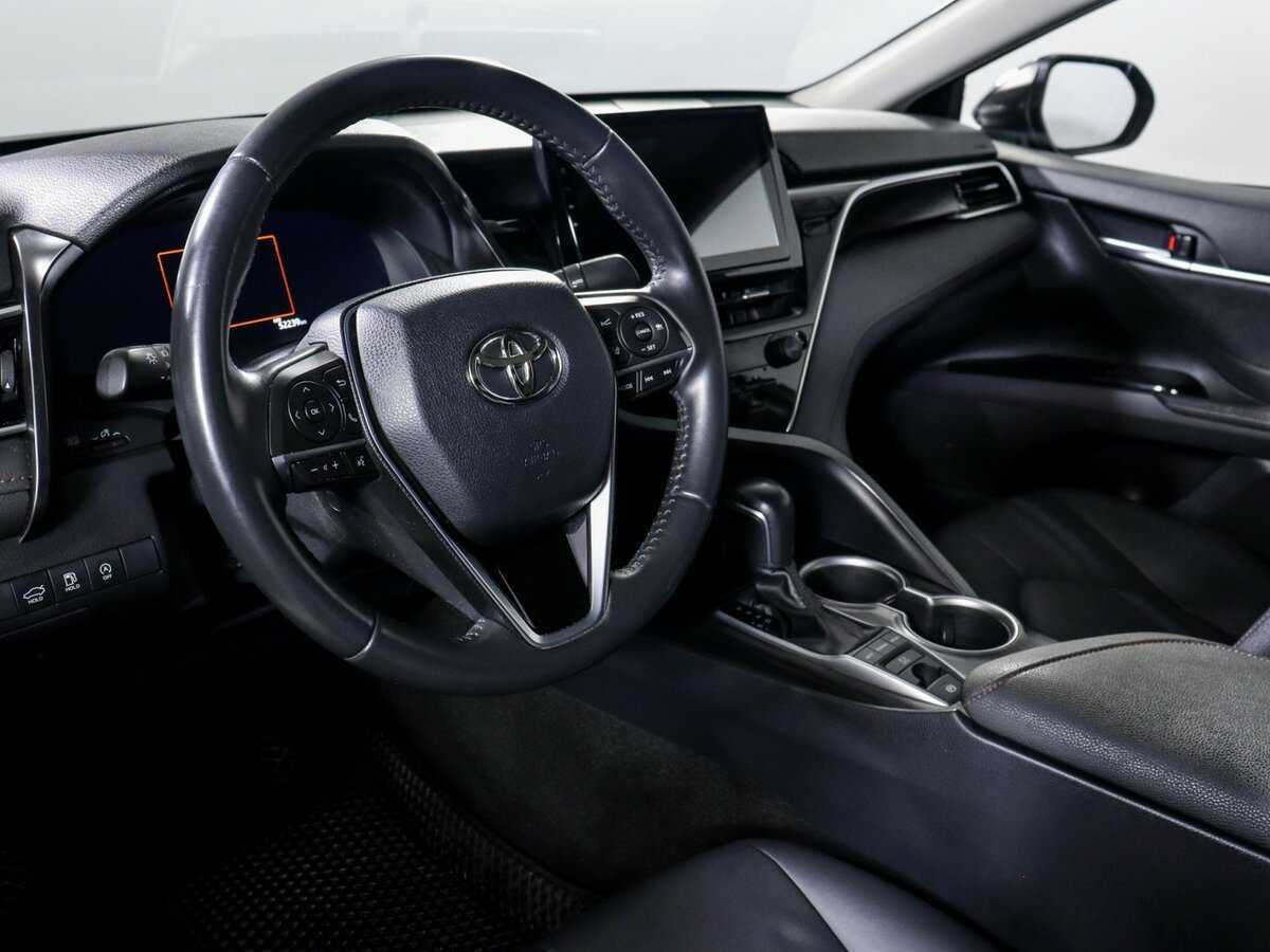 Купить Toyota Camry с пробегом. Фото: #13