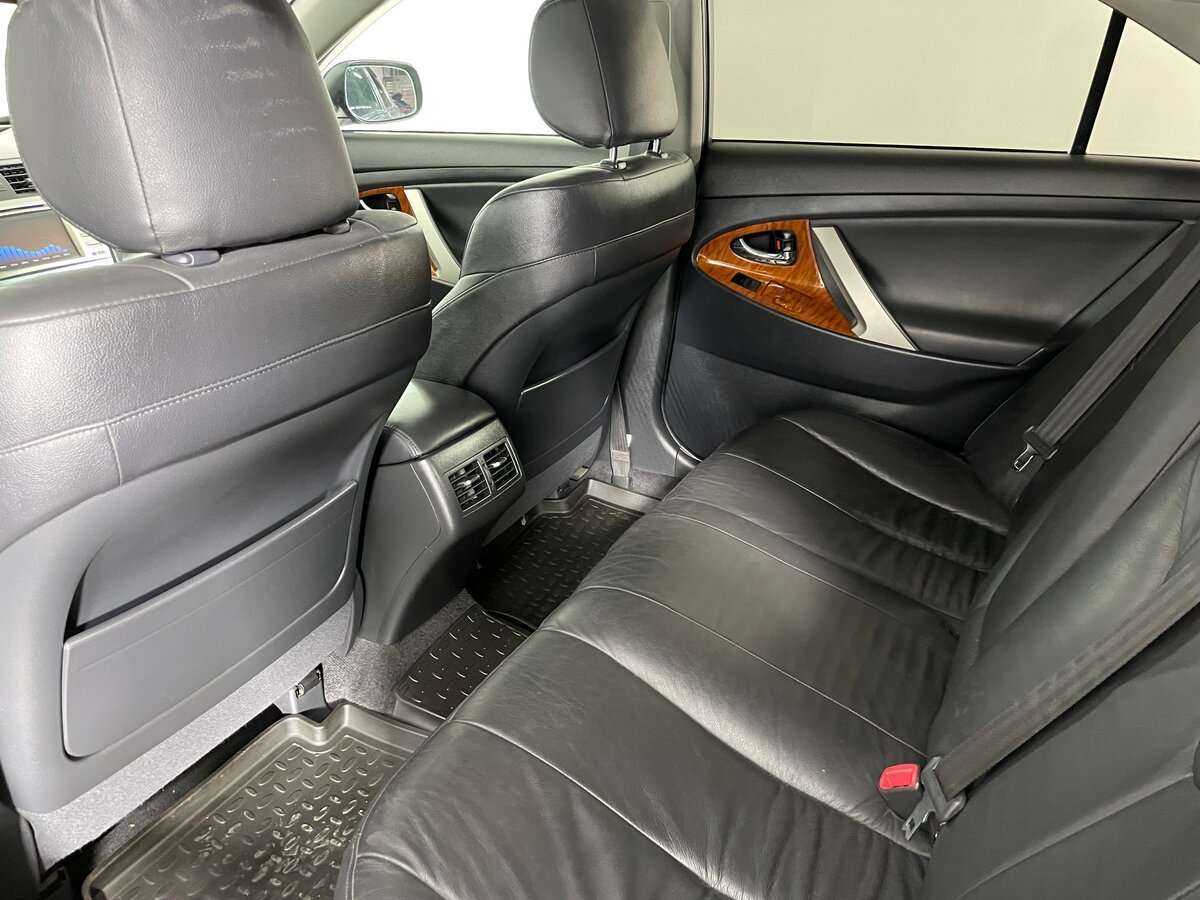 Купить Toyota Camry с пробегом. Фото: #20