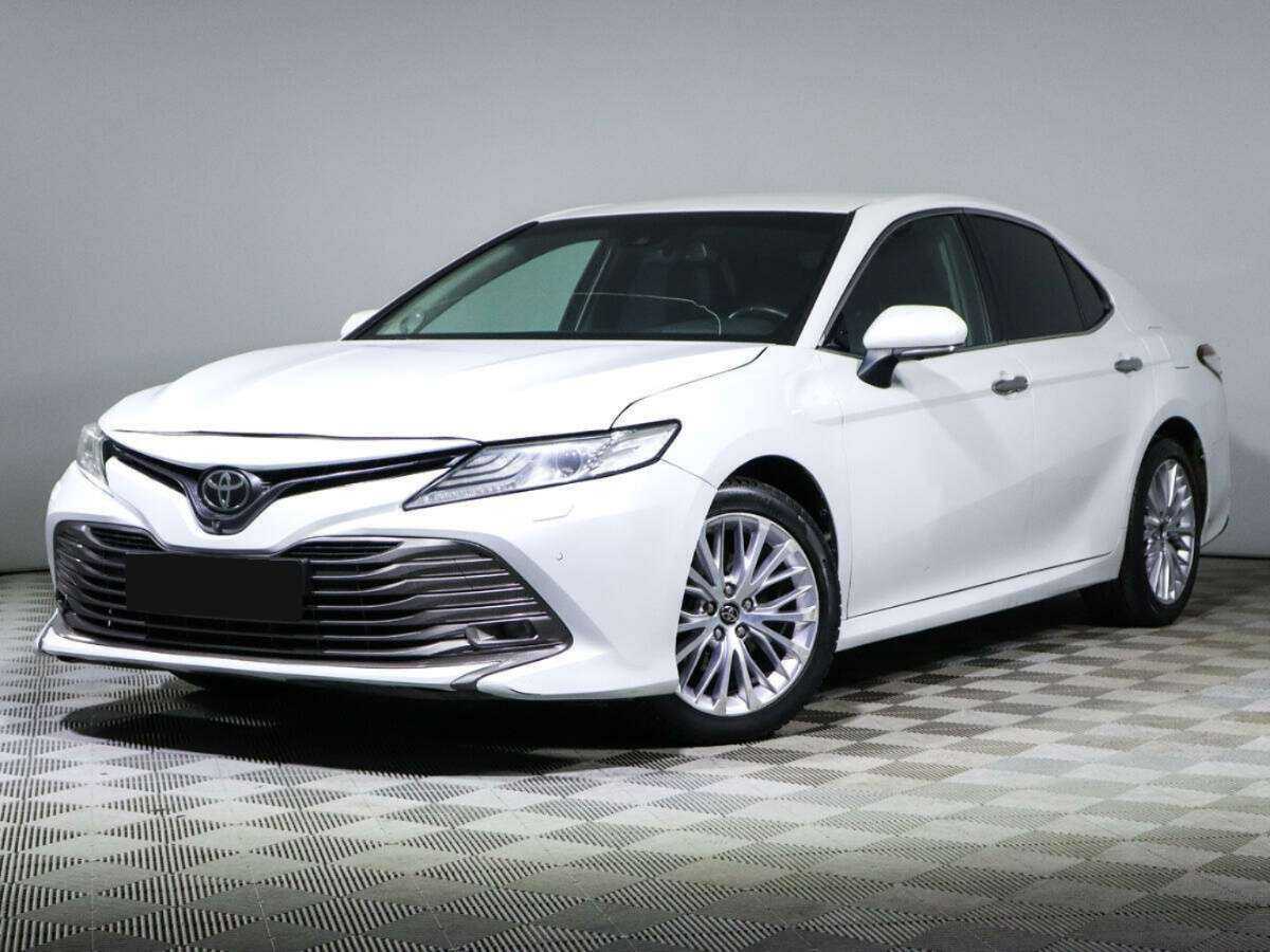 Купить Toyota Camry с пробегом. Фото: #0
