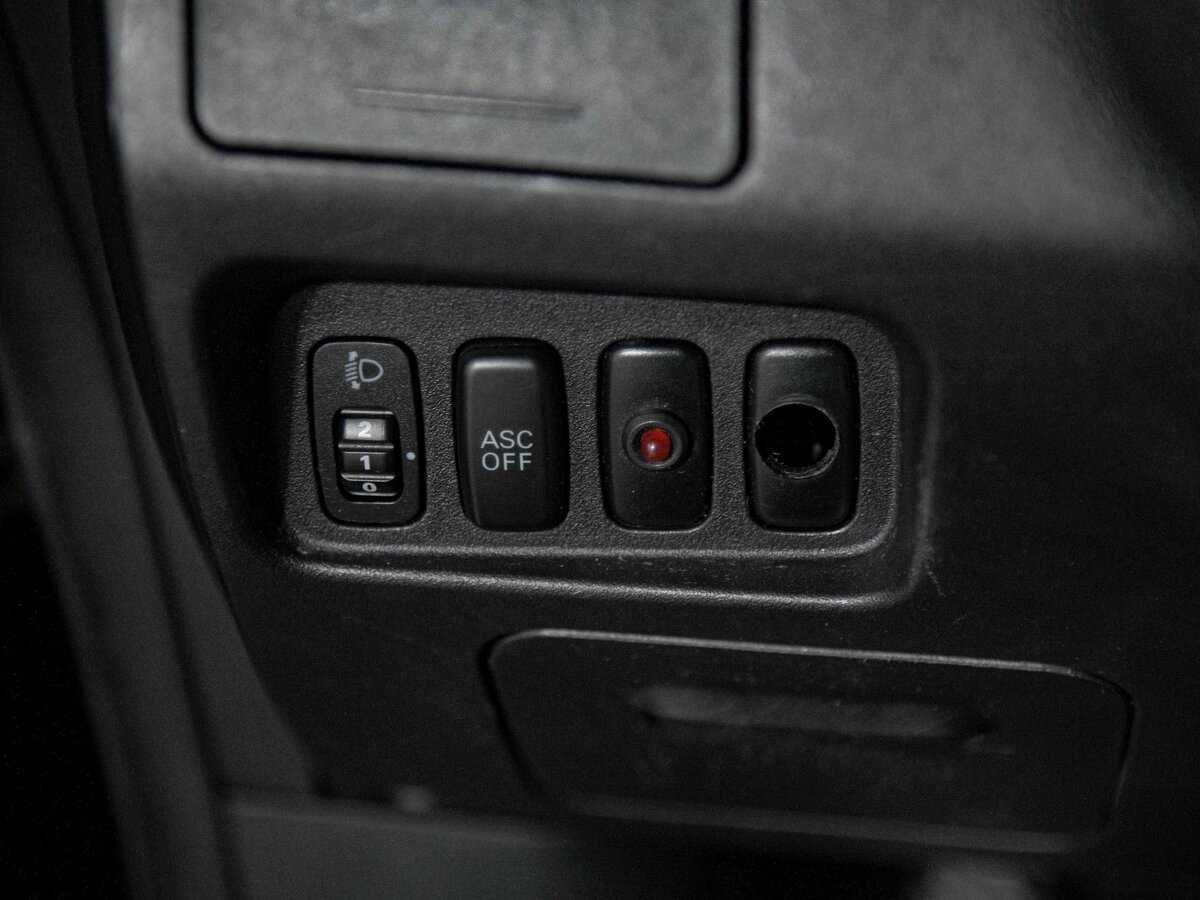 Купить Mitsubishi Outlander с пробегом. Фото: #13