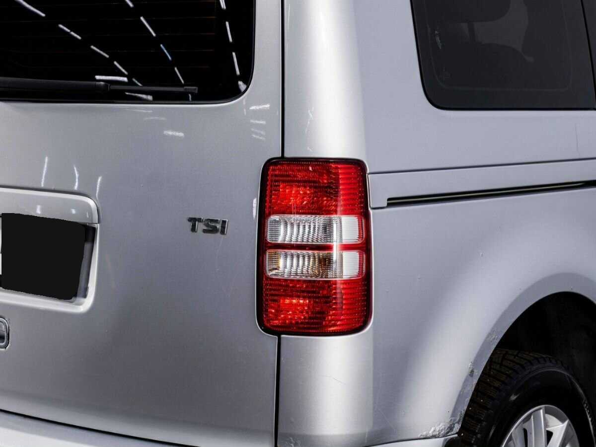 Купить Volkswagen Caddy с пробегом. Фото: #24