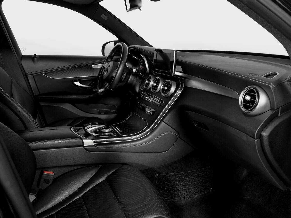 Купить Mercedes-Benz GLC с пробегом. Фото: #8