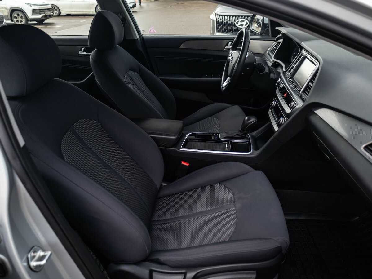 Купить Hyundai Sonata с пробегом. Фото: #10