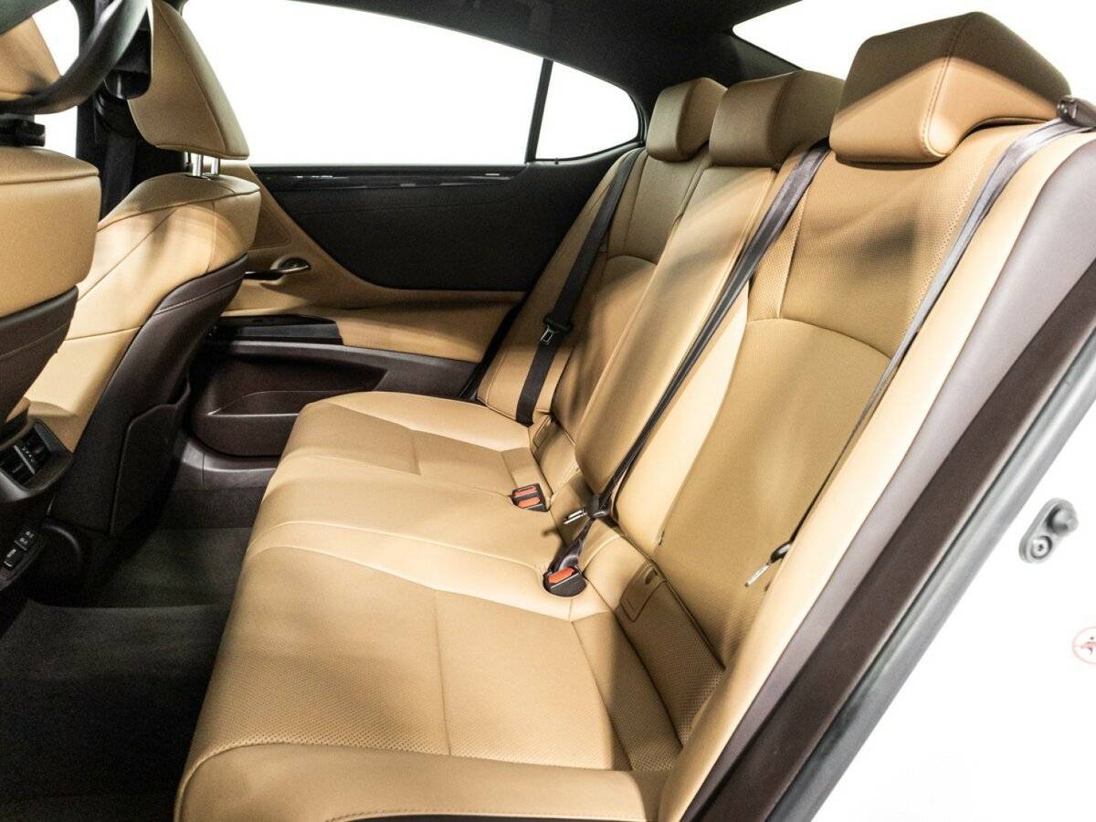 Купить Lexus ES с пробегом. Фото: #9