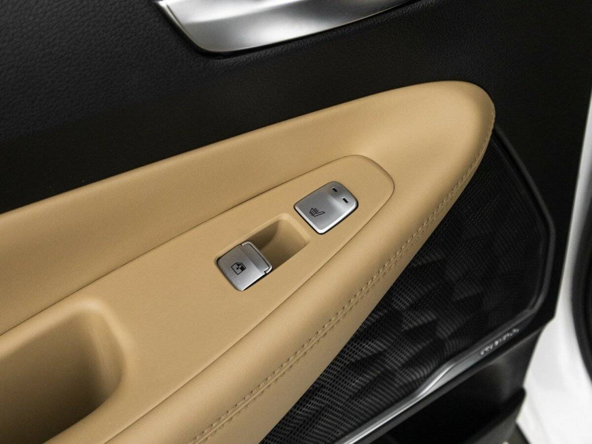Купить Hyundai Santa Fe с пробегом. Фото: #27