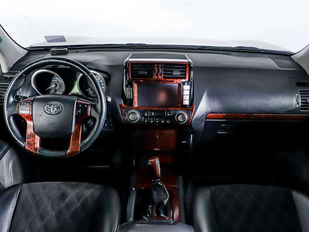 Купить Toyota Land Cruiser Prado с пробегом. Фото: #11