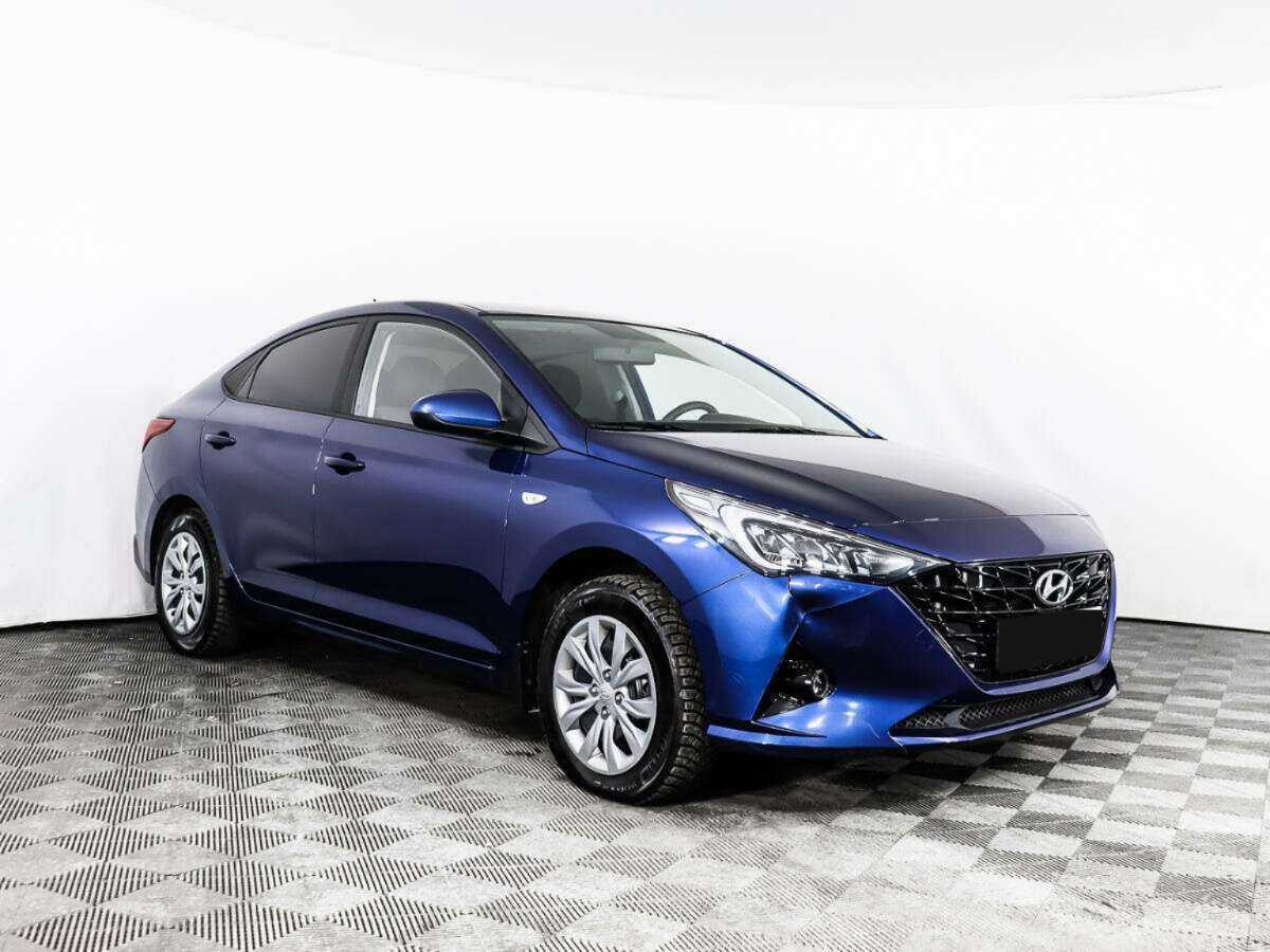 Купить Hyundai Solaris с пробегом. Фото: #2
