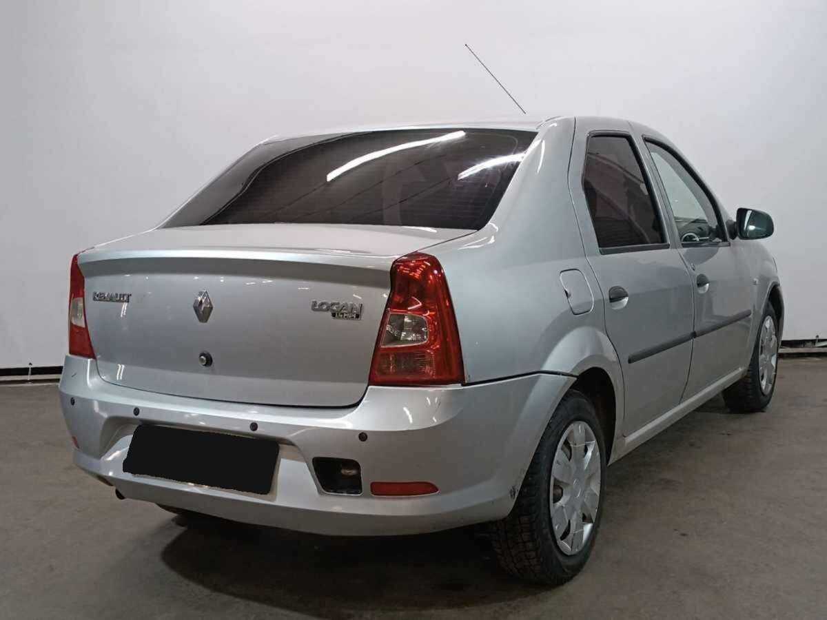 Купить Renault Logan с пробегом. Фото: #4