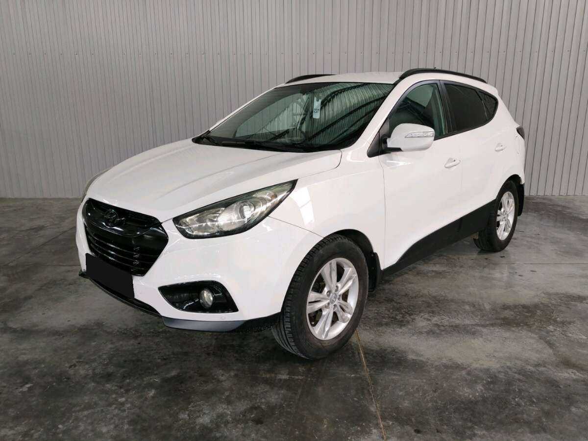 Купить Hyundai ix35 с пробегом. Посмотреть фото