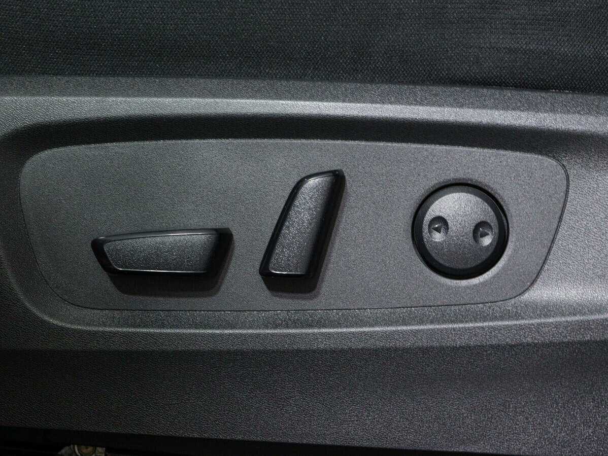 Купить Nissan Pathfinder с пробегом. Фото: #22