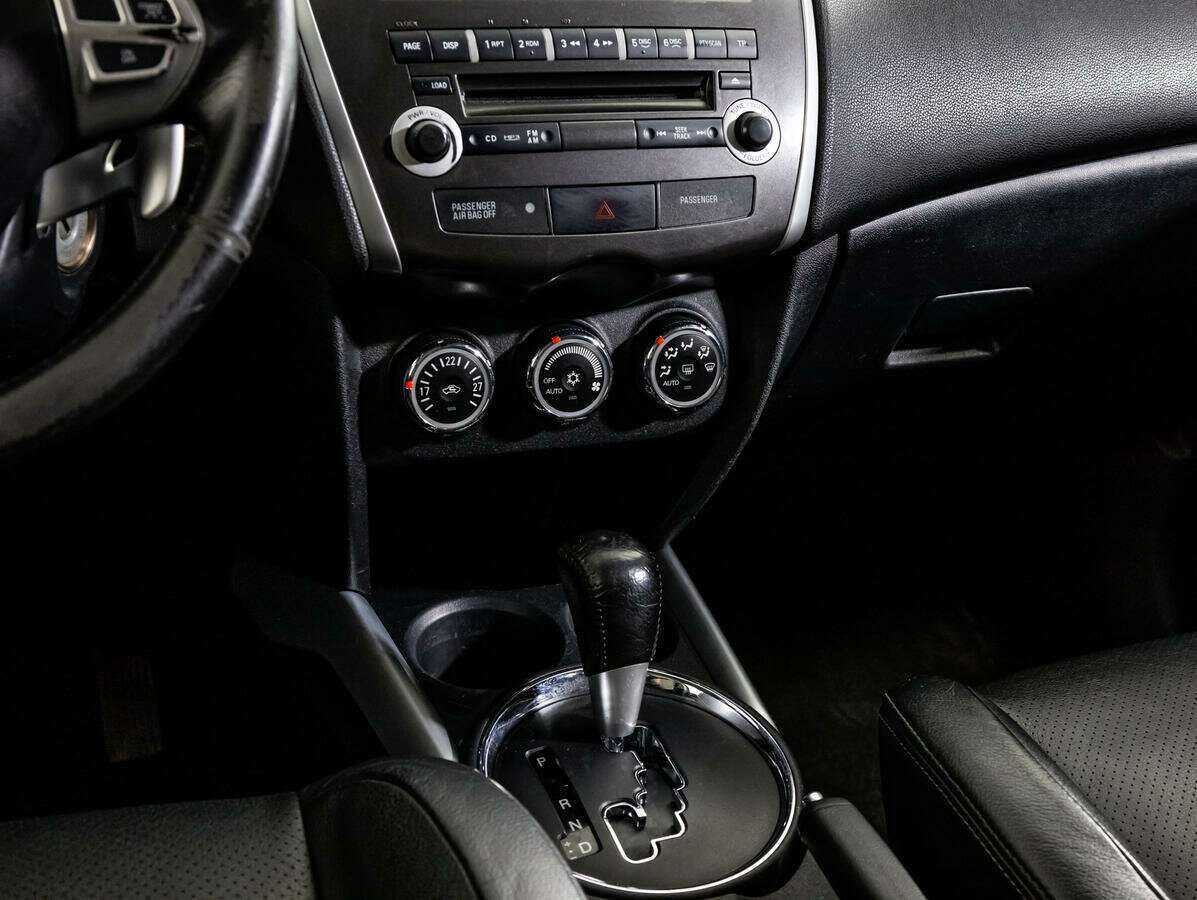 Купить Mitsubishi ASX с пробегом. Фото: #11