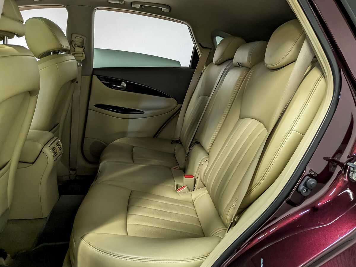 Купить Infiniti QX50 с пробегом. Фото: #11