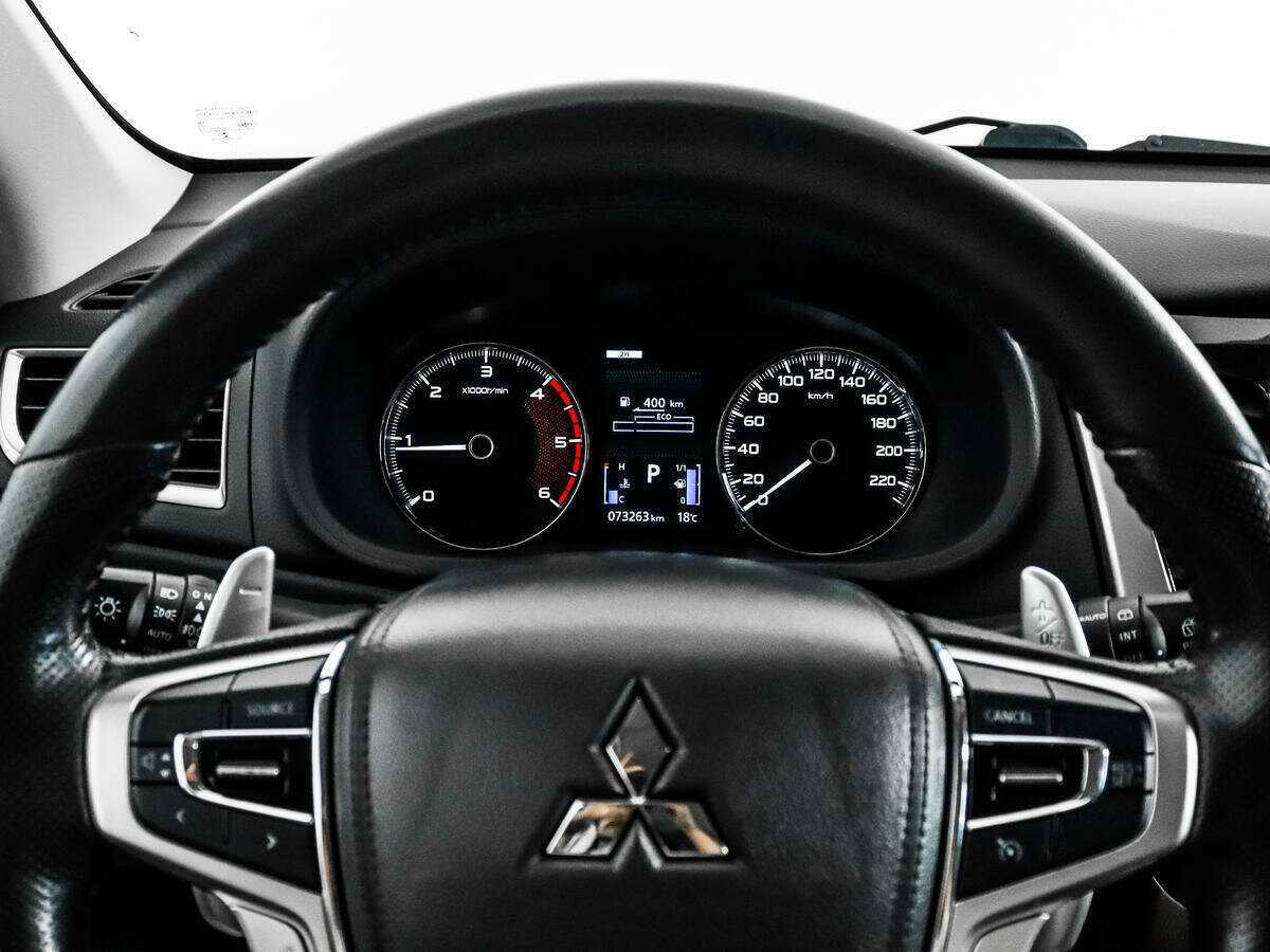 Купить Mitsubishi Pajero Sport с пробегом. Фото: #16