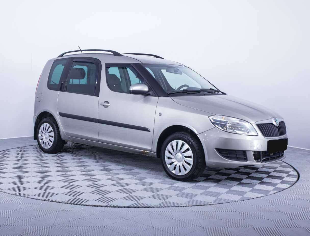 Купить Skoda Roomster с пробегом. Фото: #2