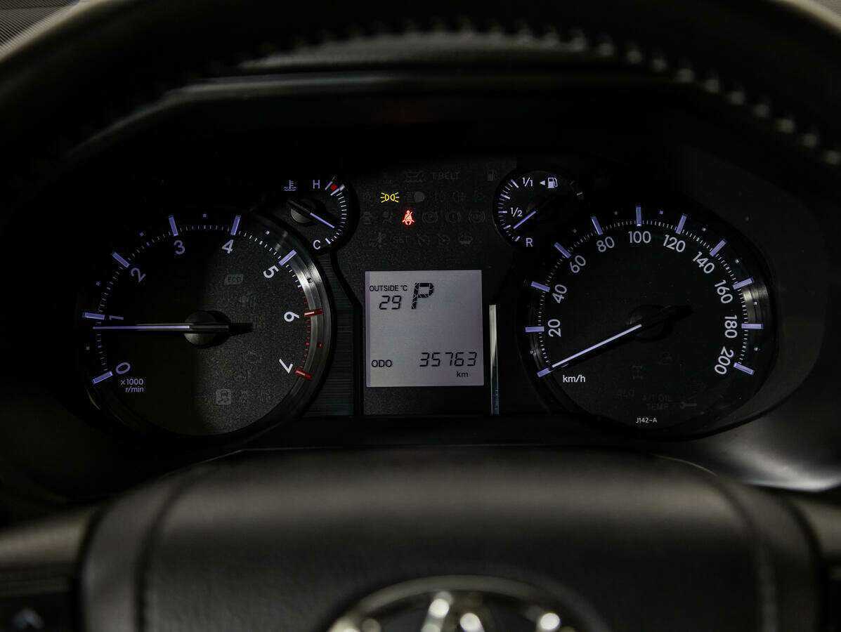 Купить Toyota Land Cruiser Prado с пробегом. Фото: #9