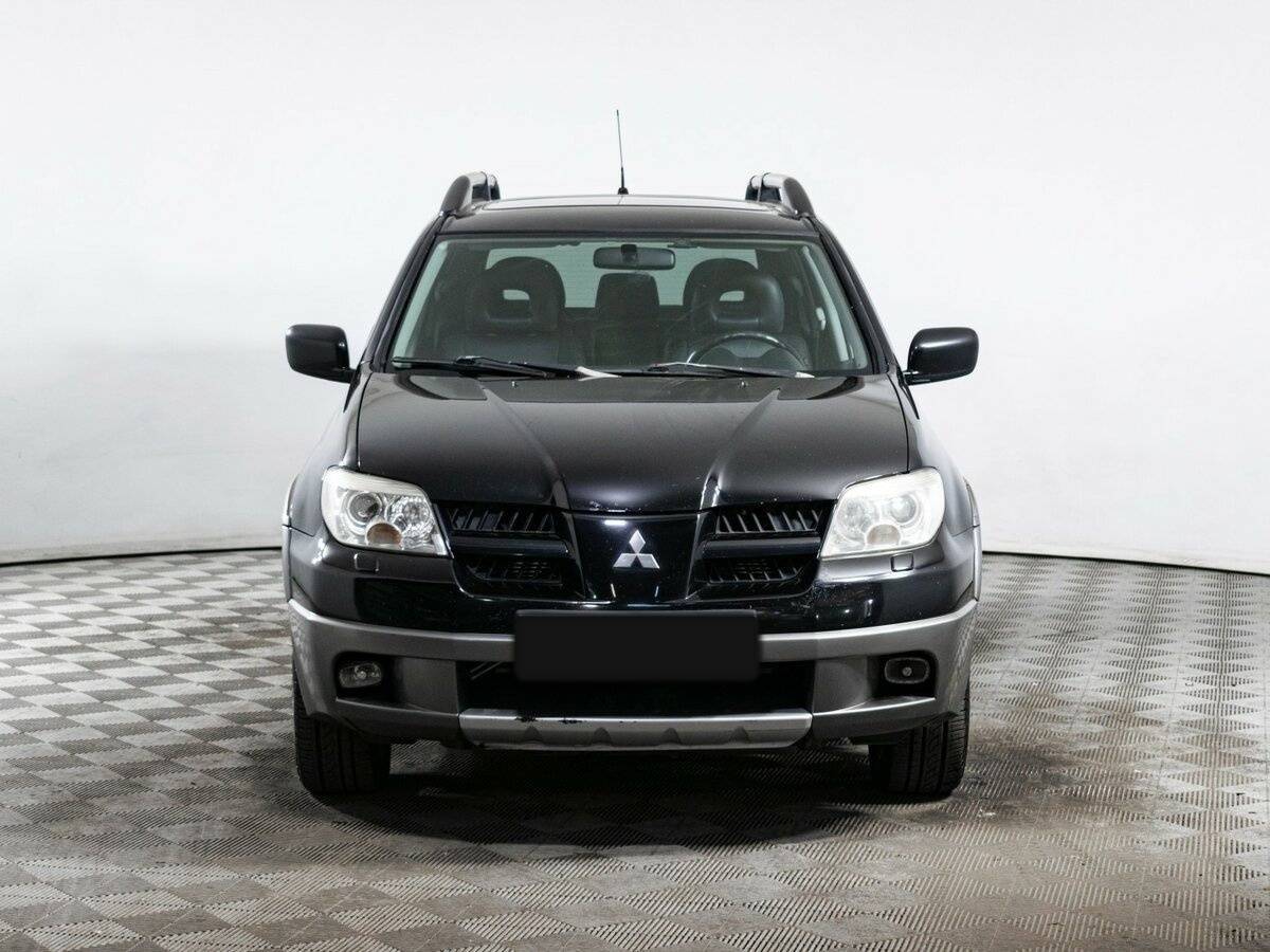 Купить Mitsubishi Outlander с пробегом. Фото: #1