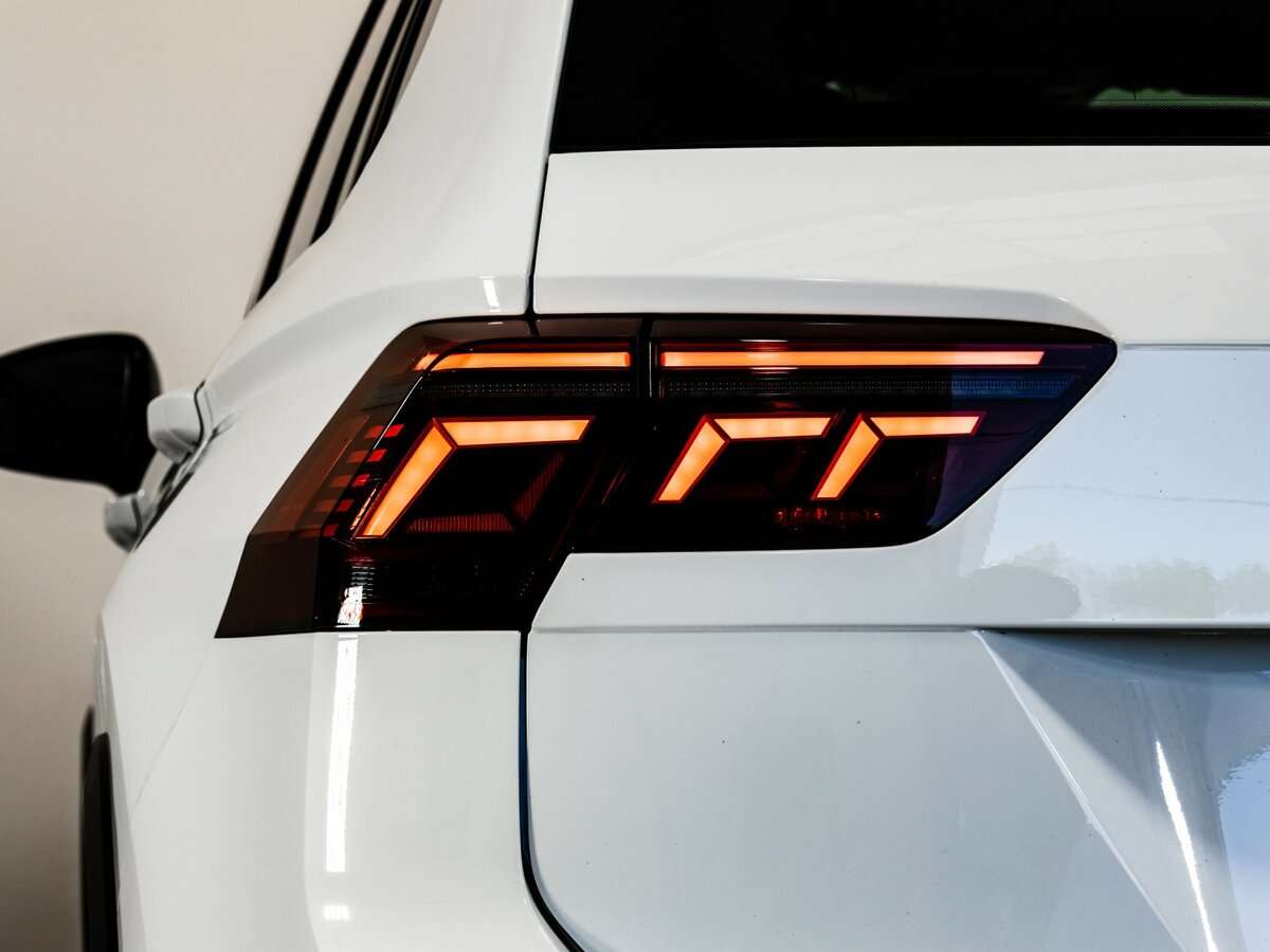 Купить Volkswagen Tiguan с пробегом. Фото: #29