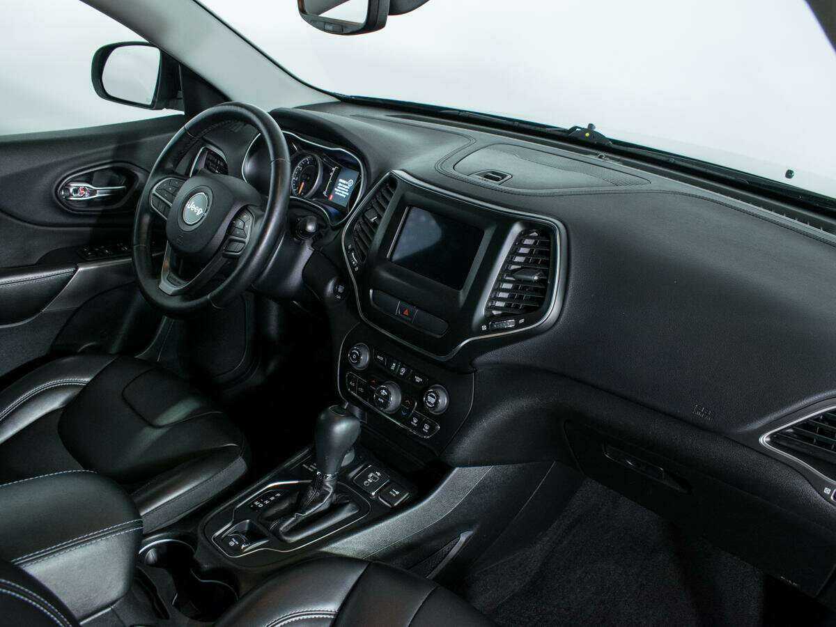 Купить Jeep Cherokee с пробегом. Фото: #8