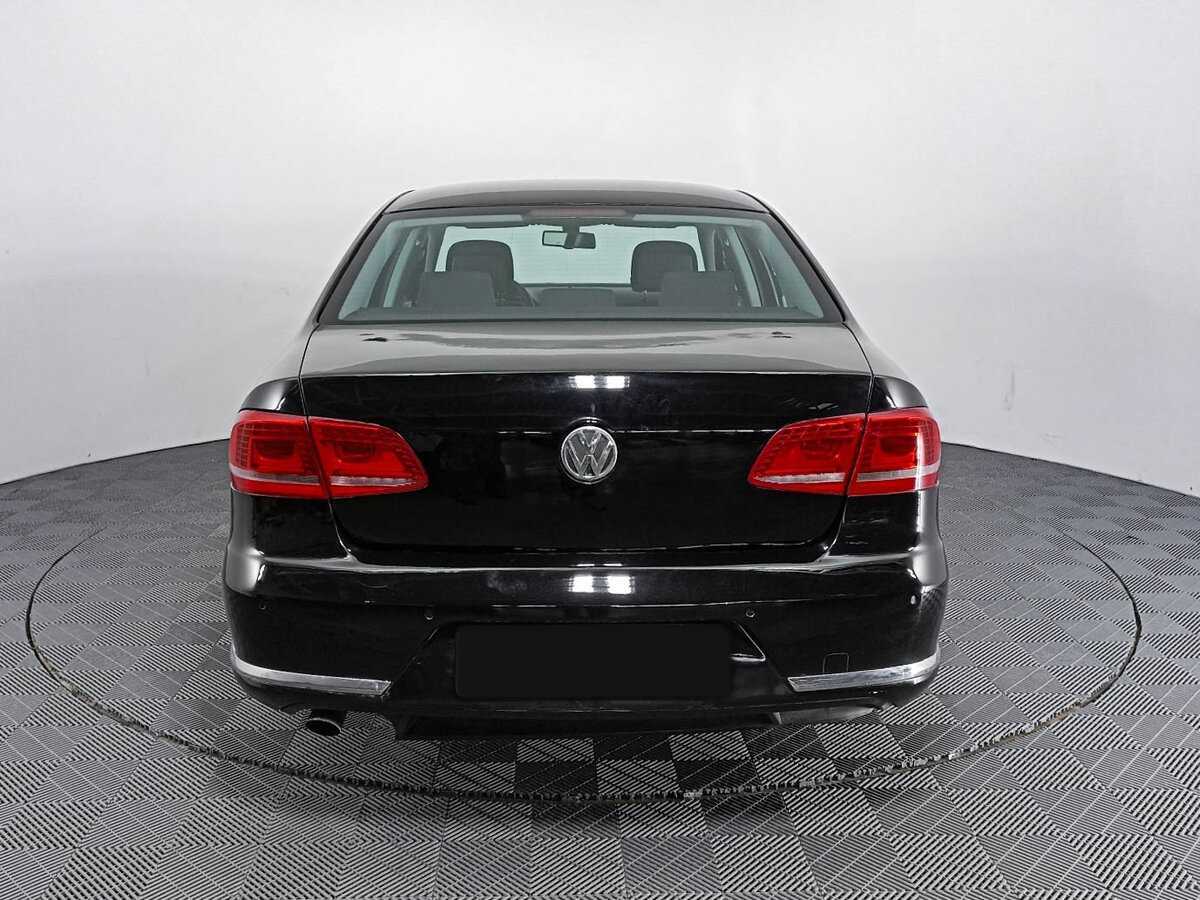 Купить Volkswagen Passat с пробегом. Фото: #4