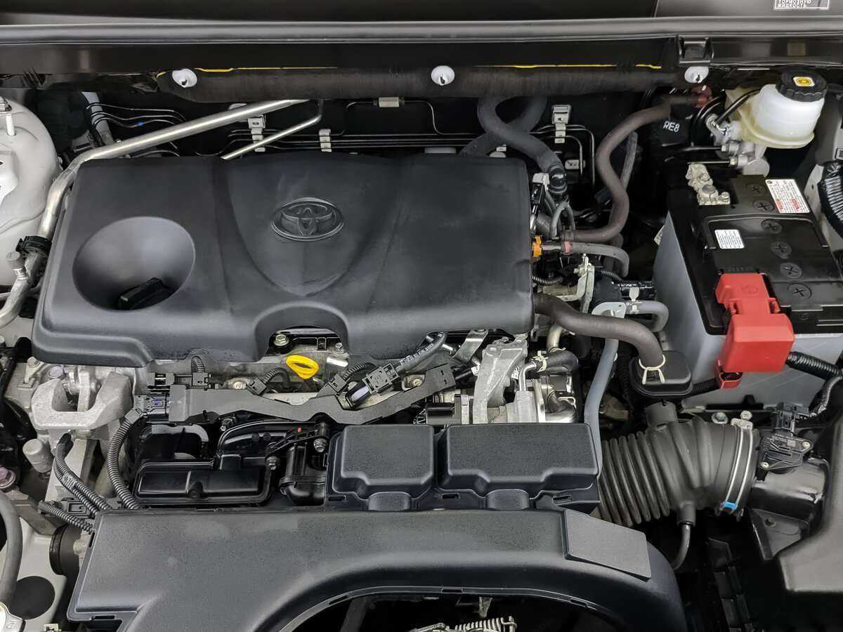Купить Toyota RAV4 с пробегом. Фото: #8