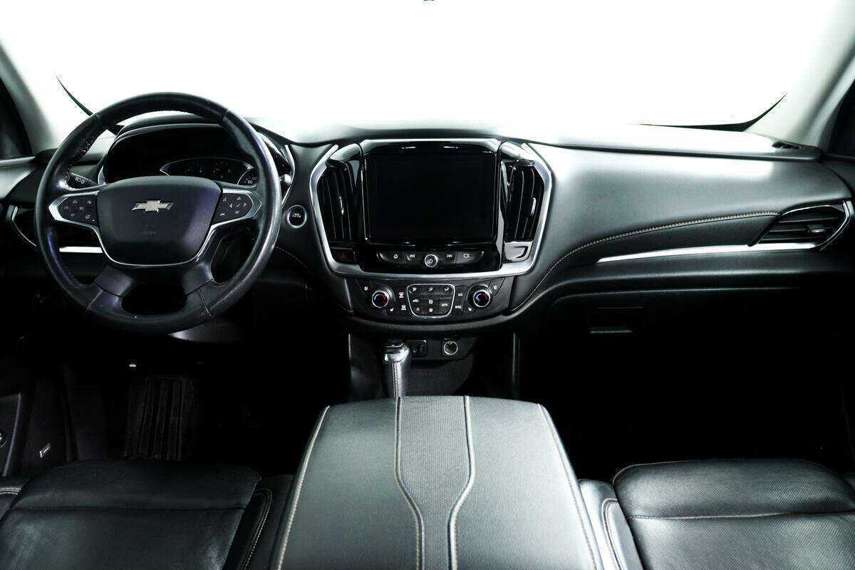 Купить Chevrolet Traverse с пробегом. Фото: #10