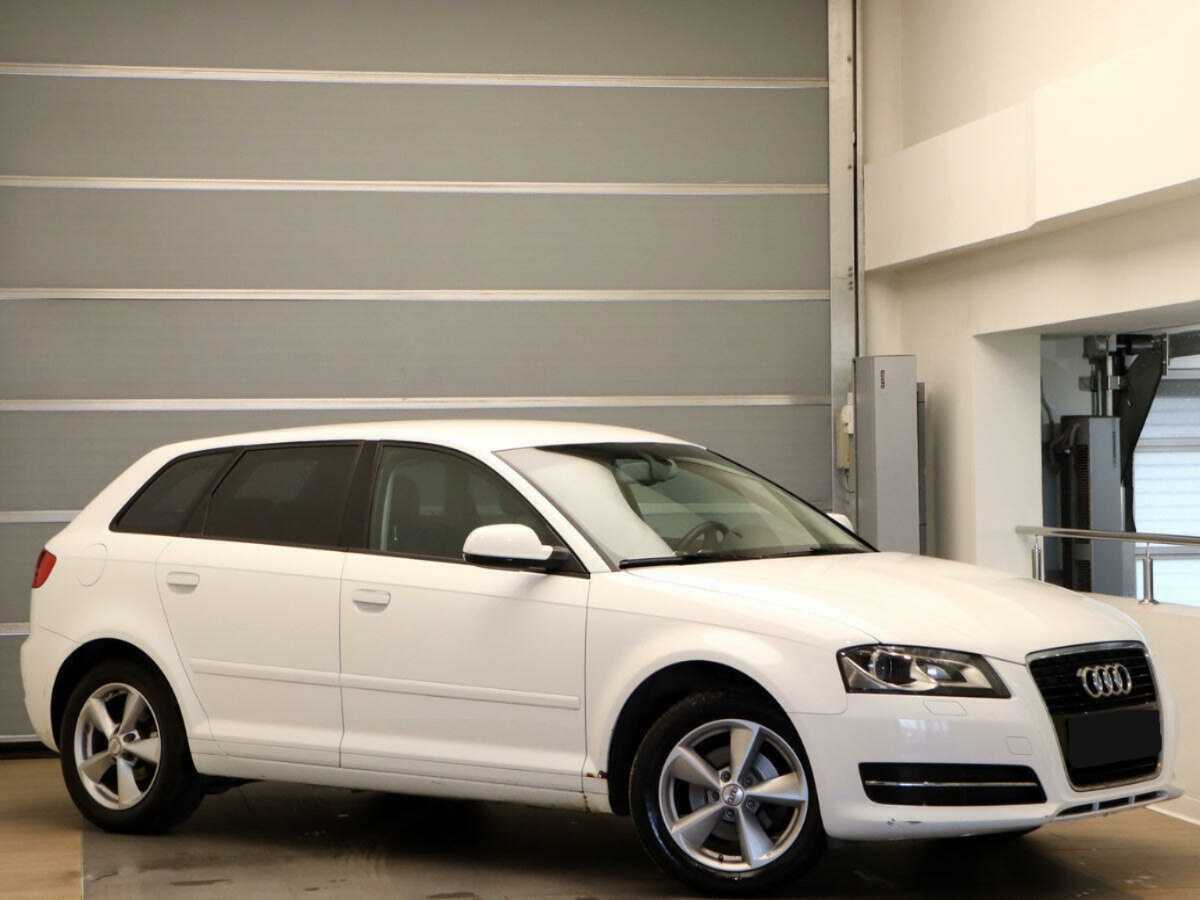 Купить Audi A3 с пробегом. Фото: #2