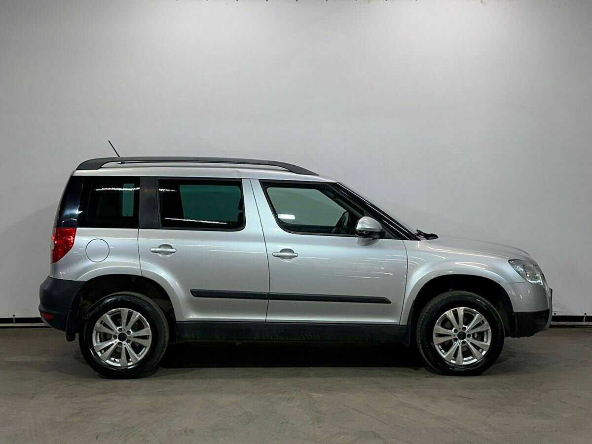 Купить Skoda Yeti с пробегом. Фото: #3