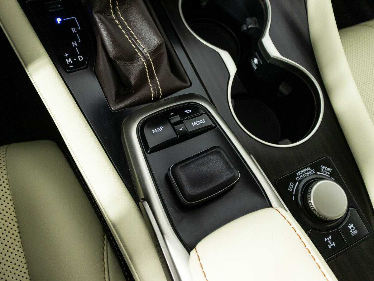 Купить Lexus RX с пробегом. Фото: #21