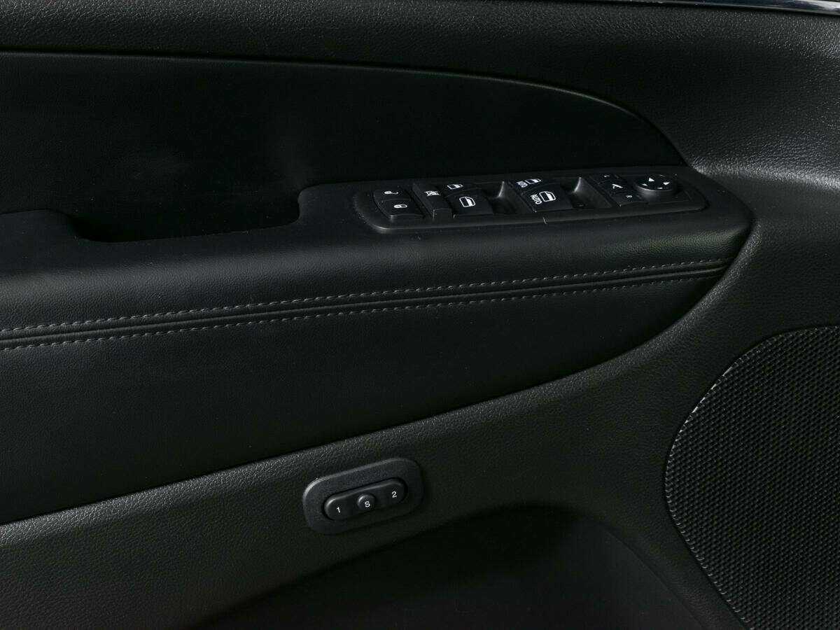 Купить Jeep Grand Cherokee с пробегом. Фото: #18