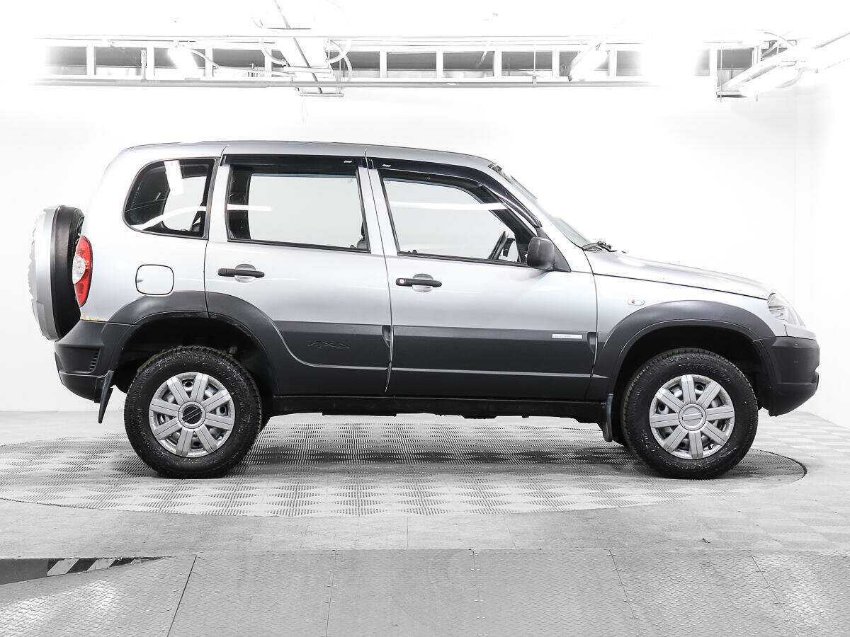 Купить Chevrolet Niva с пробегом. Фото: #3