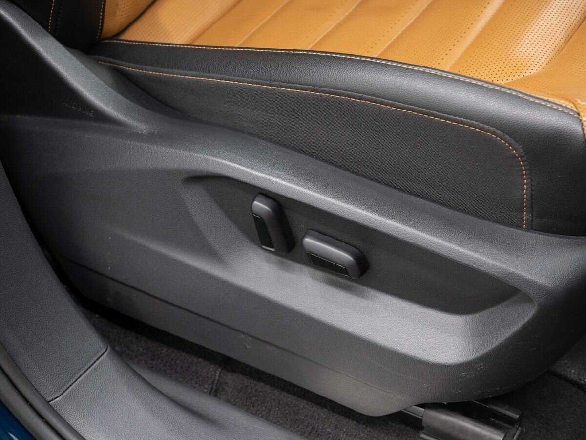 Купить Volkswagen Teramont с пробегом. Фото: #11