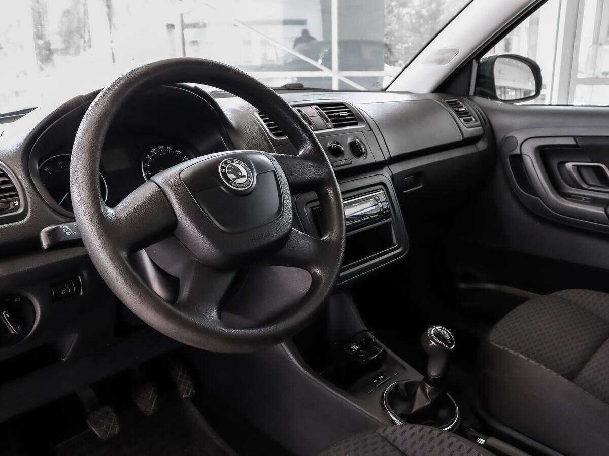 Купить Skoda Fabia с пробегом. Фото: #7