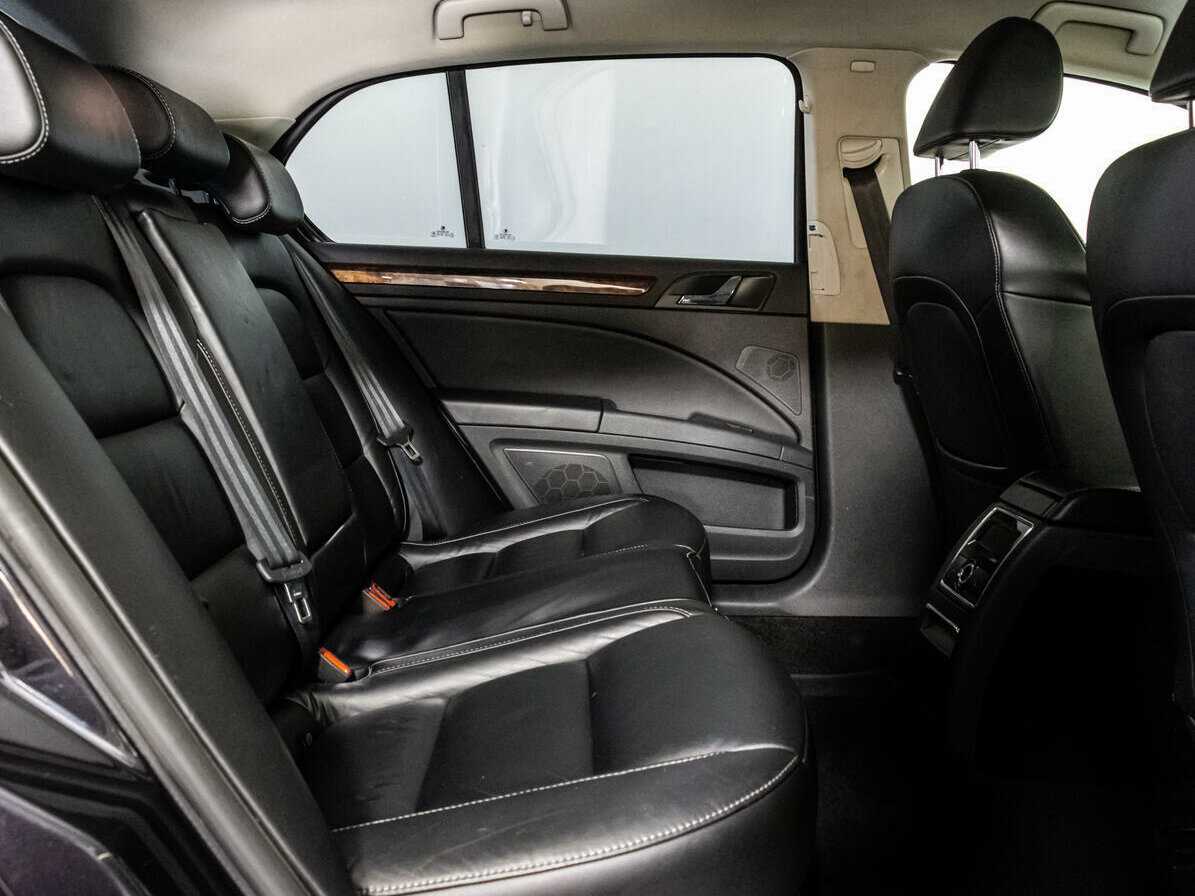 Купить Skoda Superb с пробегом. Фото: #10
