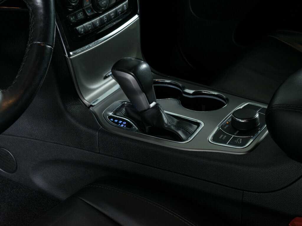 Купить Jeep Grand Cherokee с пробегом. Фото: #15