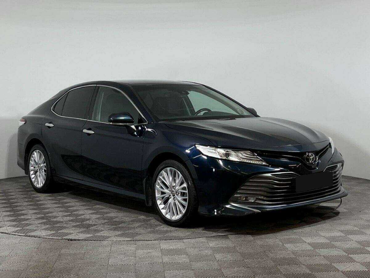 Купить Toyota Camry с пробегом. Фото: #2