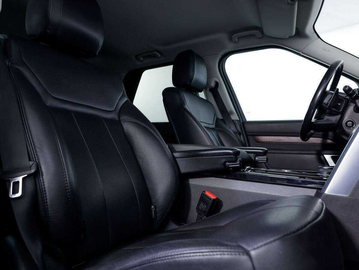 Купить Land Rover Discovery с пробегом. Фото: #10
